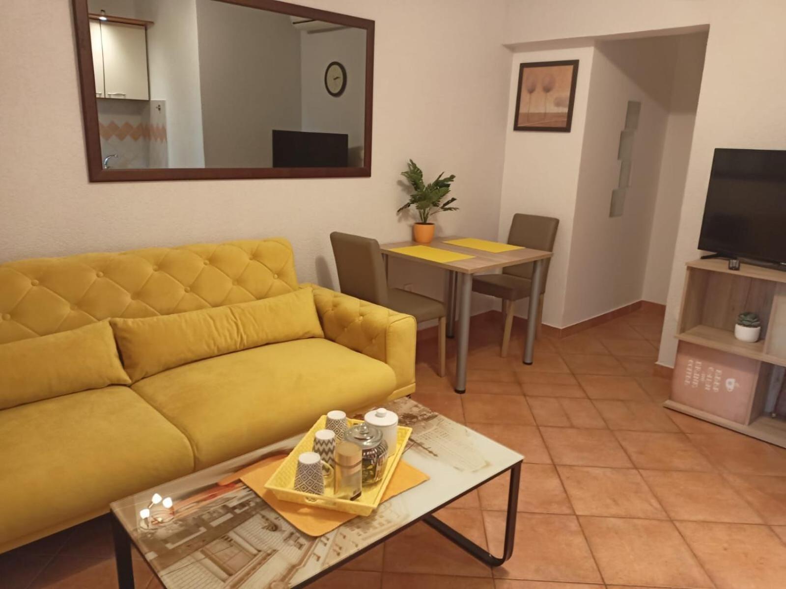 Apartment Piveta Trogir Ngoại thất bức ảnh